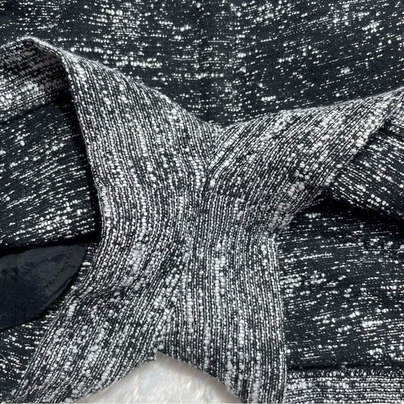 BCBG MaxAzria Shorts Womens sz m black/white - Picture 9 of 9